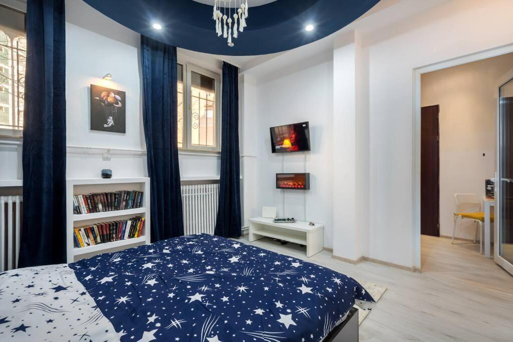 Galaxy Studio Near Bucharest Old Town Buitenkant foto